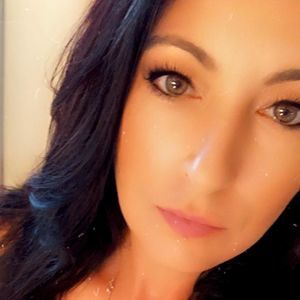 Meet your Posher, Jenn